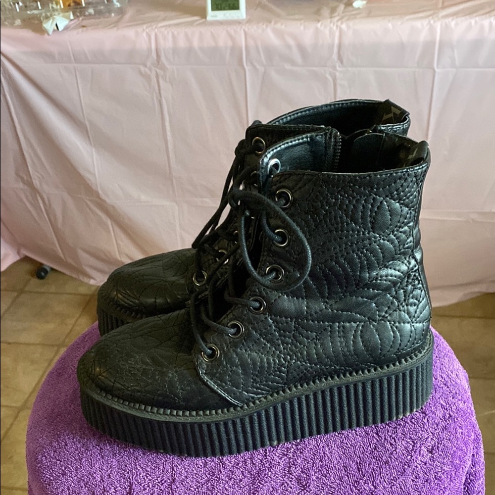 Killstar spiderweb combat boots - Picture 3 of 5